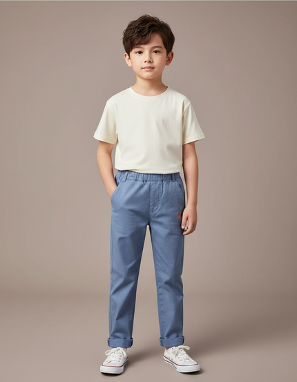 Pantalon Chino Bleu Ciel Coton Décontracté Brodé Garçon